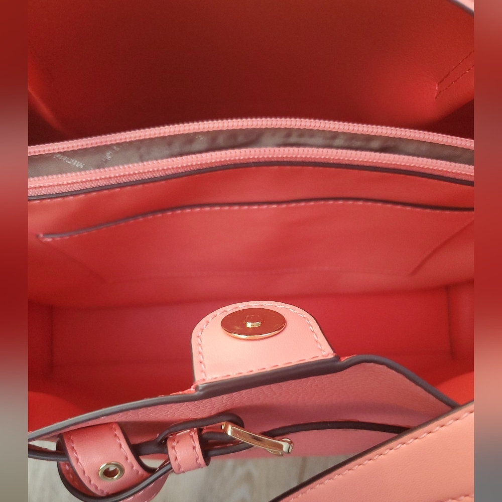 NEW beautiful Michael Kors large Emelia tote Grapefruit (light coral) - Picture 13 of 16